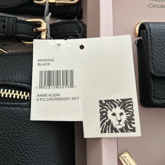 Brand New 5 Piece Anne Klein Purse Set - Picture 7 of 7